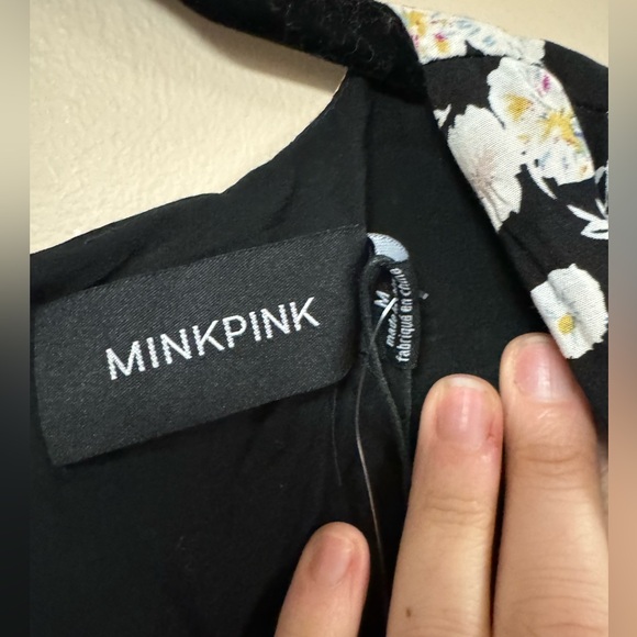 NWT MinkPink Floral Romper - Picture 3 of 6
